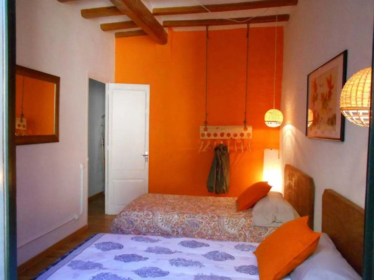 Ca'L Mossen Villa Sant Joan de les Abadesses 0*,  España
